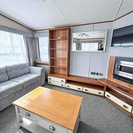 Lovely 8 Berth Caravan At Sunnydale In Lincolnshire Ref 35239S Louth  ภายนอก รูปภาพ