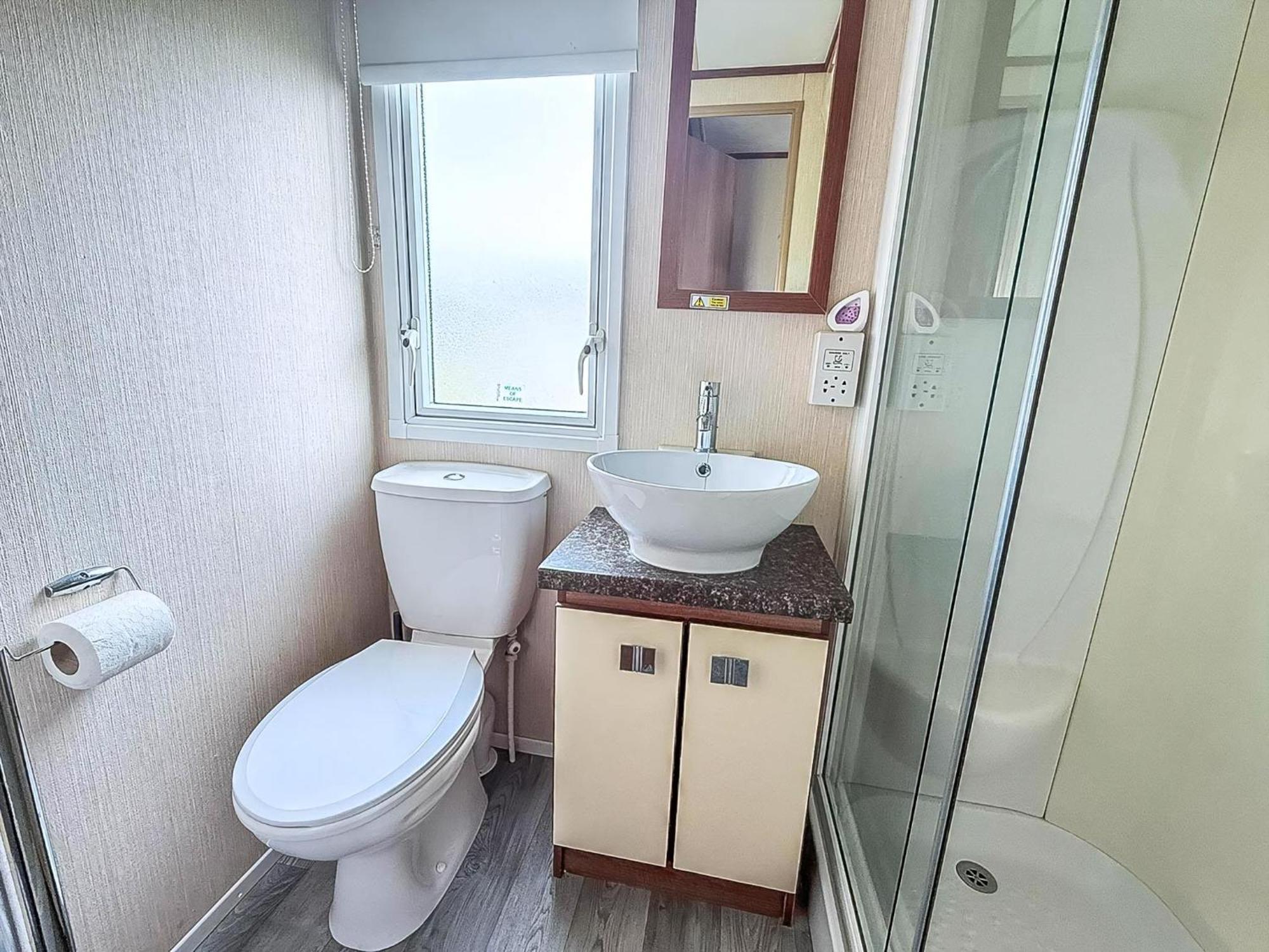 Lovely 8 Berth Caravan At Sunnydale In Lincolnshire Ref 35239S Louth  ภายนอก รูปภาพ